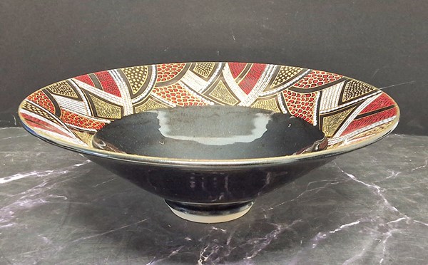 Lot 1102 - MARIANNE COLE