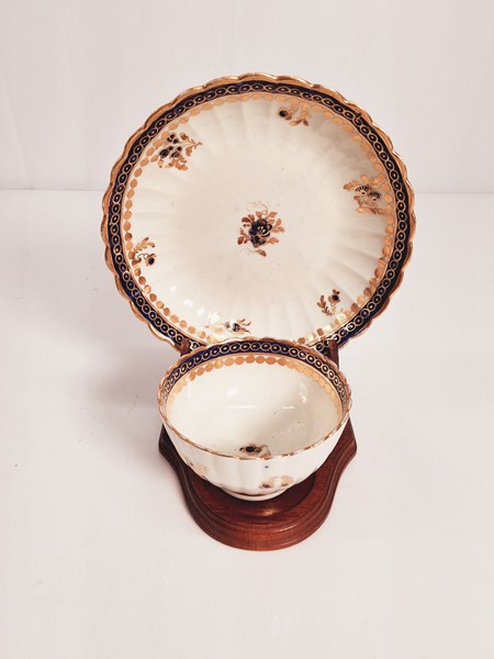 Lot 1264 - TEA BOWL AND CUP
