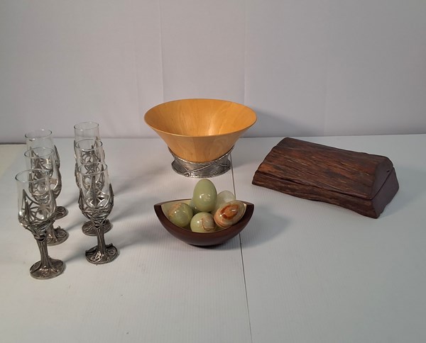 Lot 1355 - AUSTRALIAN HOMEWARE