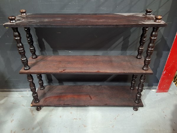 Lot 261 - BOOKSHELF