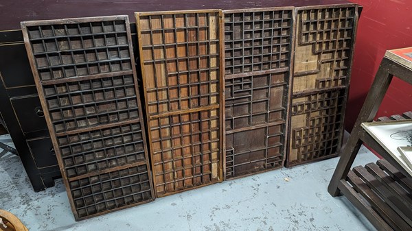 Lot 63 - PRINTERS TRAYS