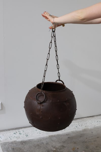 Lot 95 - PLANTER