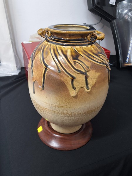 Lot 1419 - STUDIO POTTERY VASE