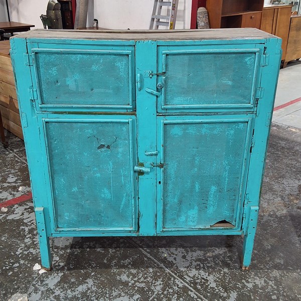 Lot 546 - MEATSAFE