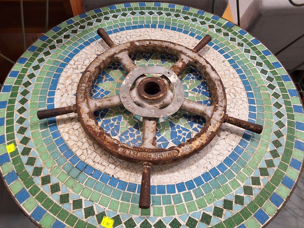 Lot 515 - VALVE WHEEL