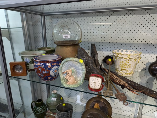 Lot 1252 - RUSTIC SUNDRIES