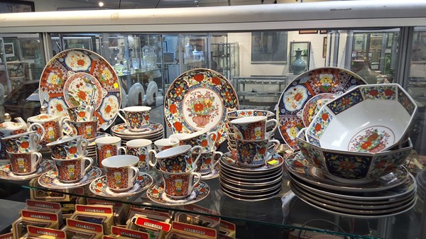 Lot 1349 - JAPANESE DINNERWARE
