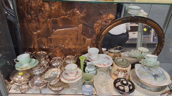 Lot 1354 - SUNDRY HOMEWARES