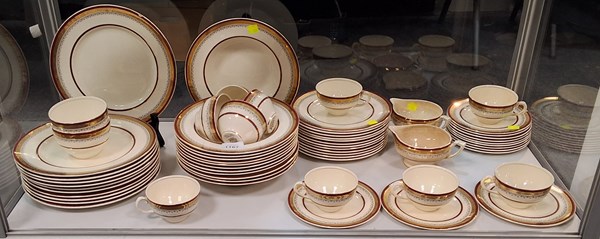 Lot 1167 - MYOTTS DINNERWARE