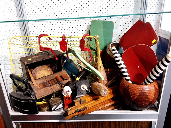 Lot 1236 - RUSTIC SUNDRIES