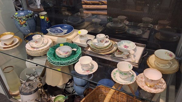 Lot 1328 - PRETTY CHINA