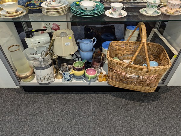 Lot 1329 - RETRO HOMEWARES