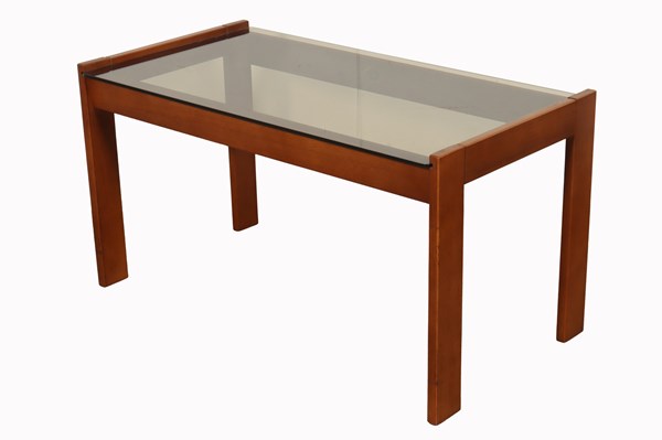 Lot 76 - COFFEE TABLE