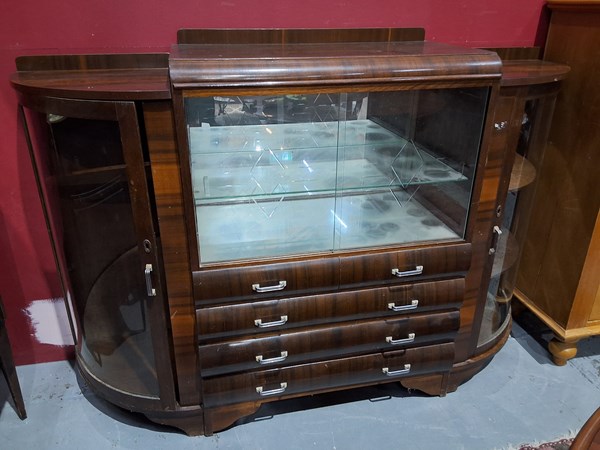 Lot 27 - SIDEBOARD