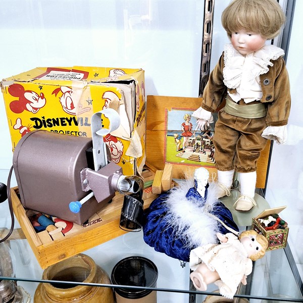 Lot 1399 - DOLLS & TOYS