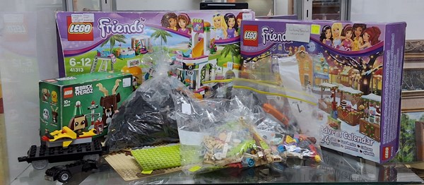 Lot 1409 - LEGO