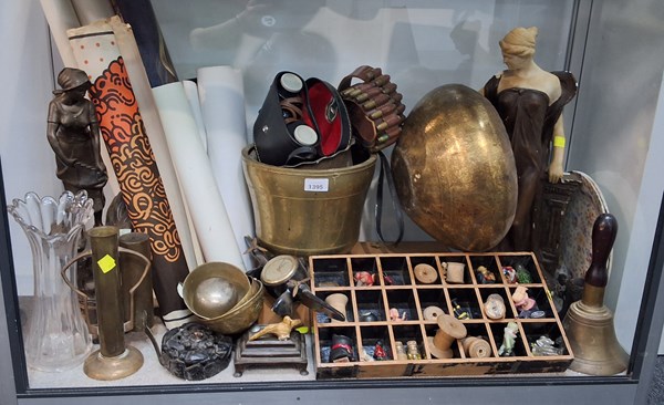 Lot 1395 - COLLECTABLES & CURIOSITIES