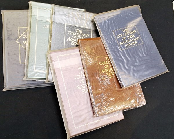 Lot 1241 - STAMP ALBUMS