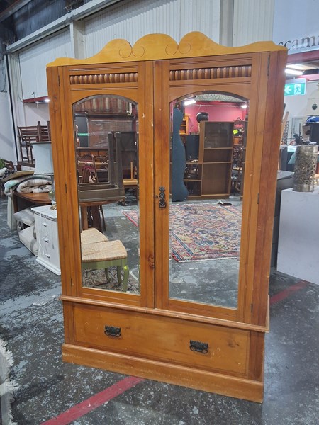 Lot 145 - WARDROBE