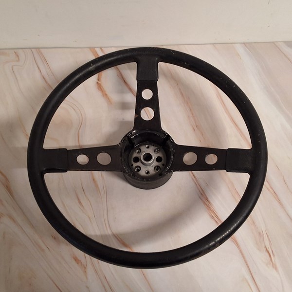 Lot 1188 - STEERING WHEEL