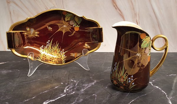Lot 1323 - CARLTONWARE