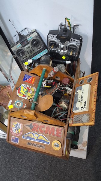 Lot 1407 - RC PLANE EQUIPMENT