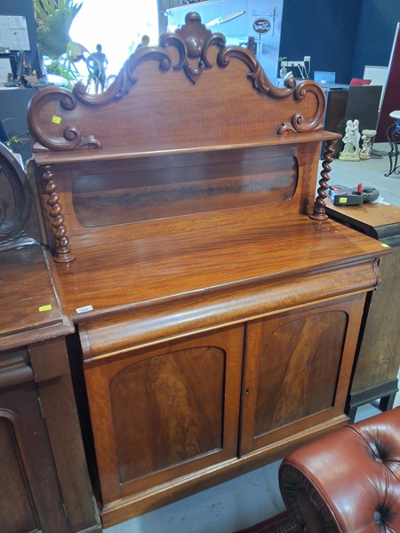 Lot 53 - CHIFFONIER
