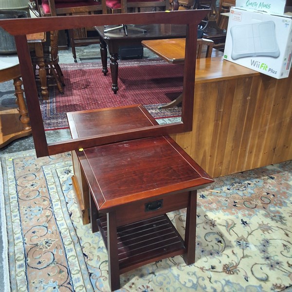 Lot 174 - SIDE TABLE AND MIRROR
