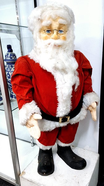 Lot 422 - SANTA CLAUS