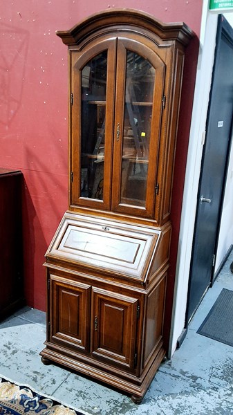 Lot 37 - SECRETAIRE
