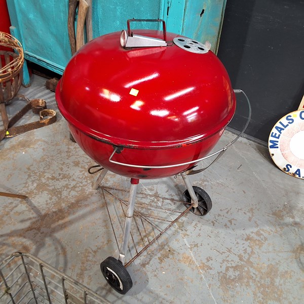 Lot 278 - KETTLE BBQ