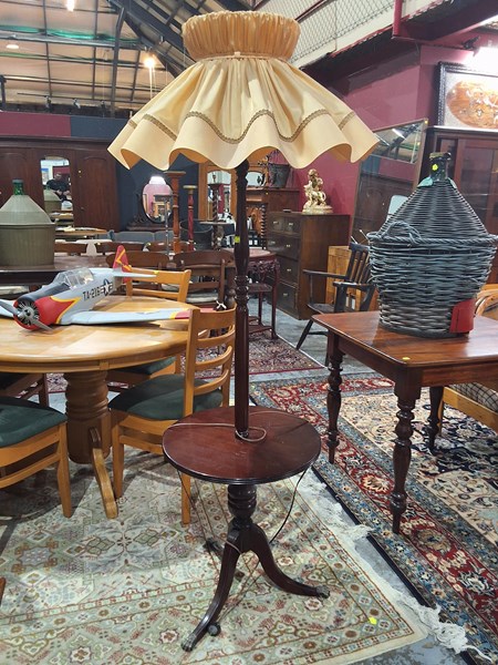 Lot 208 - STANDARD LAMP
