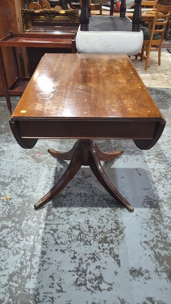Lot 107 - DROPSIDE TABLE