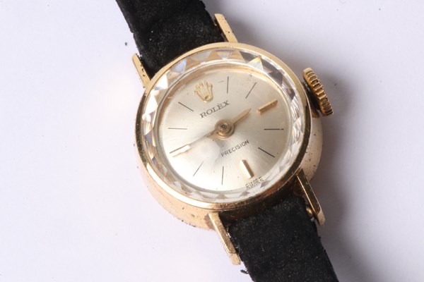 Lot 1007 - WRIST WATCH