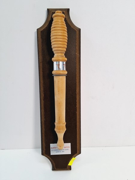 Lot 1182 - BATON
