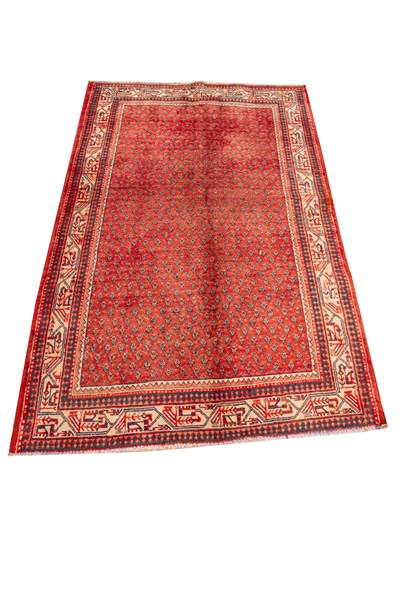 Lot 17 - PERSIAN SAROUGH BOTMIR RUG