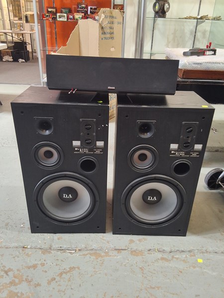 Lot 252 - SPEAKERS