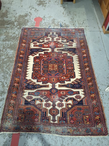Lot 43 - RUG