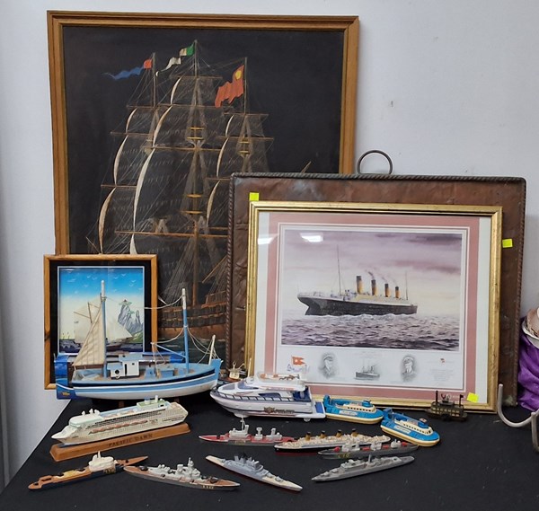 Lot 1458 - MARINE COLLECTABLES