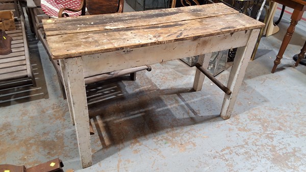 Lot 248 - WORK BENCH