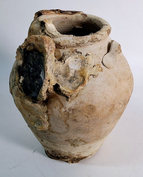 Lot 1320 - POTTERY AMPHORA