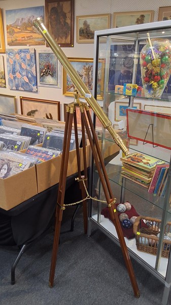 Lot 1214 - BRASS TELESCOPE