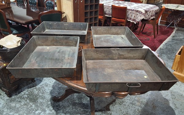 Lot 175 - FOUR TRAYS