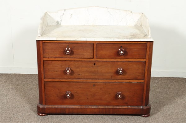 Lot 377 - WASHSTAND CHEST OF DRAWERS