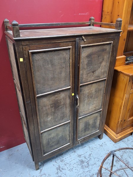 Lot 60 - SAFE