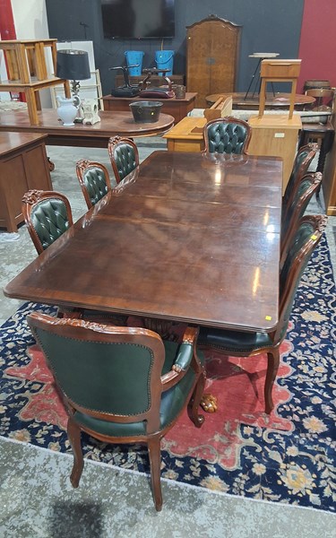 Lot 166 - DINING SUITE