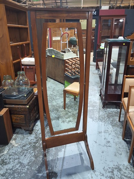 Lot 617 - CHEVAL MIRROR