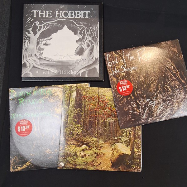 Lot 1184 - J.R.R TOLKIEN VINYL
