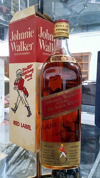 Lot 33 - JOHNNIE WALKER RED
