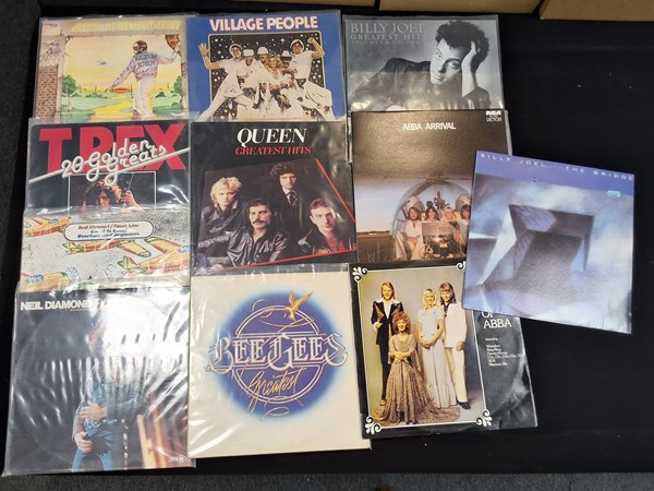 Lot 1176 - 70's VINYL RECORDS